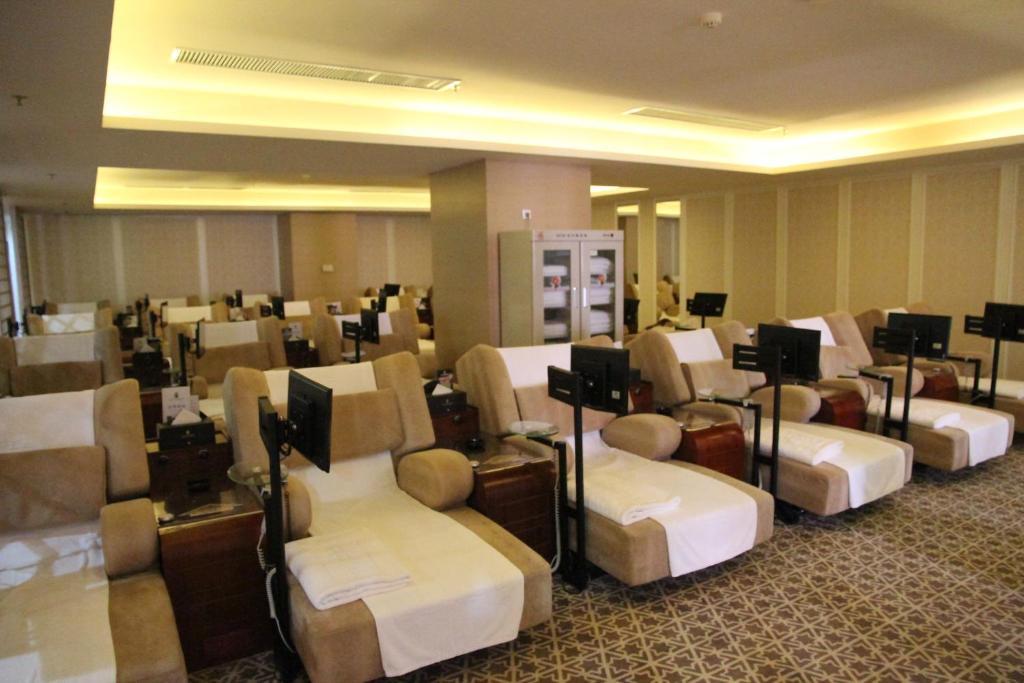 Water Way Hotel Γκουανγκζού Εξωτερικό φωτογραφία
